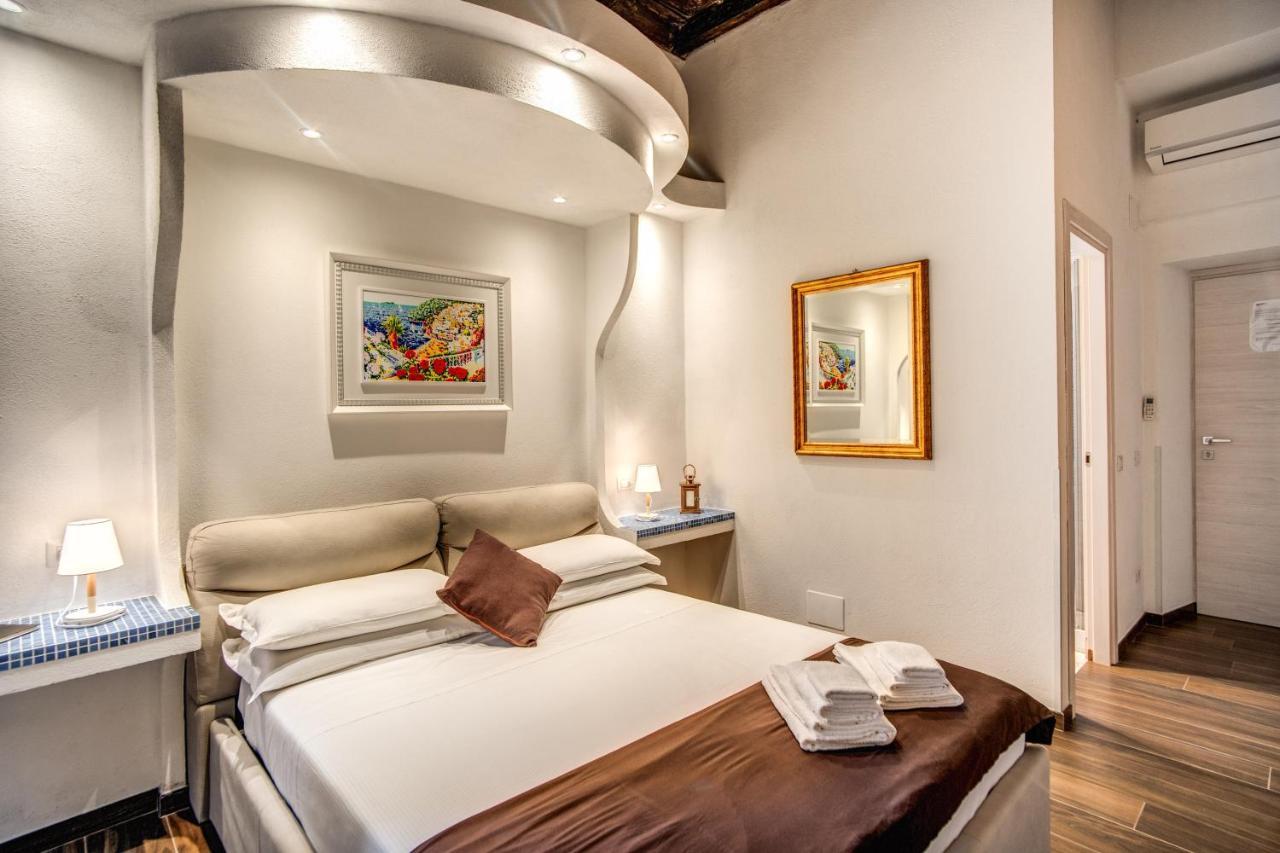 רומא Piazza Di Spagna Comfort Rooms מראה חיצוני תמונה