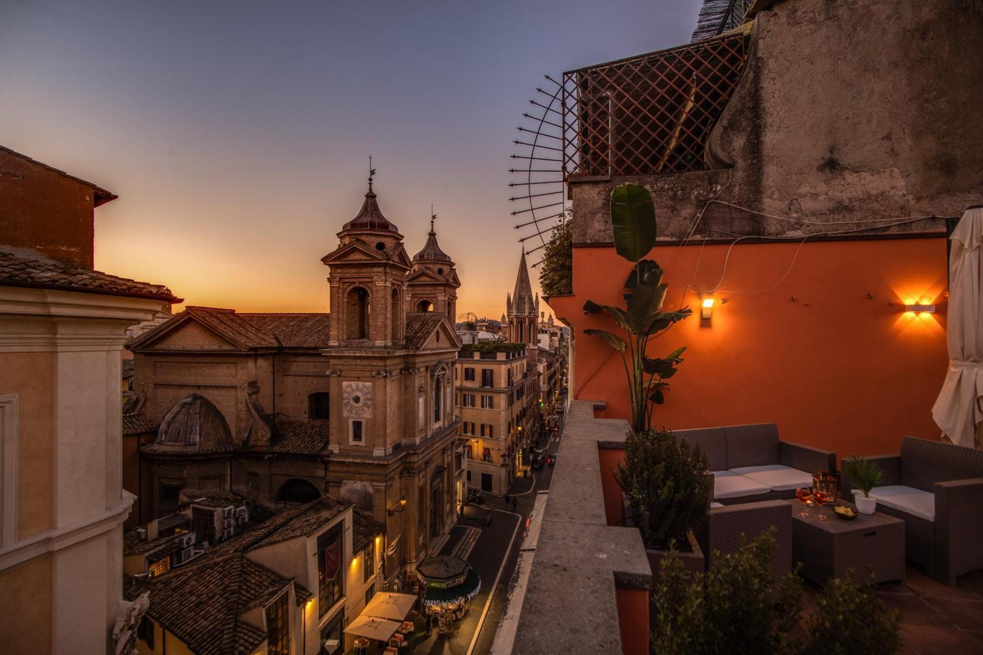 רומא Piazza Di Spagna Comfort Rooms מראה חיצוני תמונה