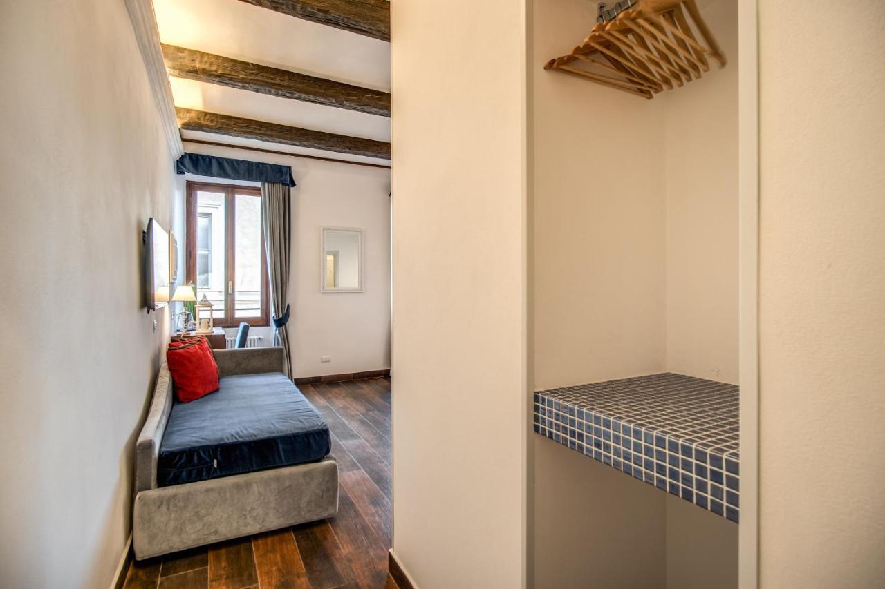 רומא Piazza Di Spagna Comfort Rooms מראה חיצוני תמונה