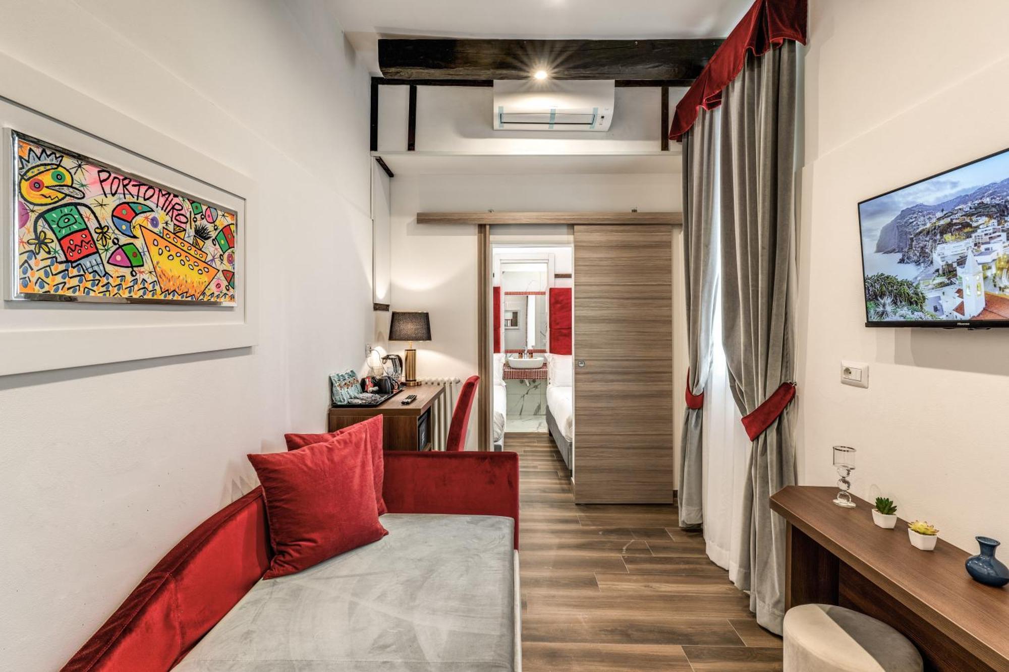 רומא Piazza Di Spagna Comfort Rooms חדר תמונה
