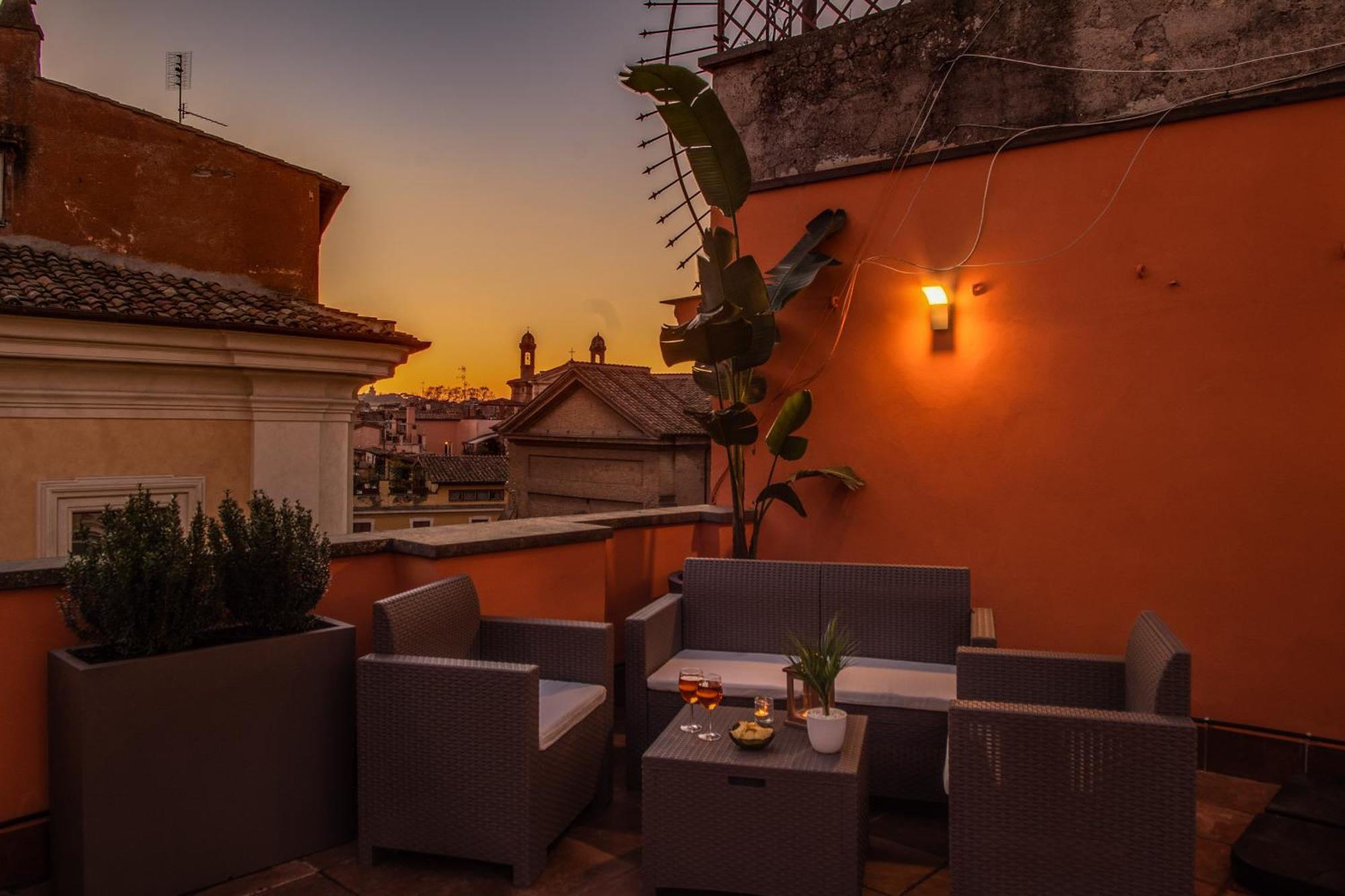 רומא Piazza Di Spagna Comfort Rooms מראה חיצוני תמונה